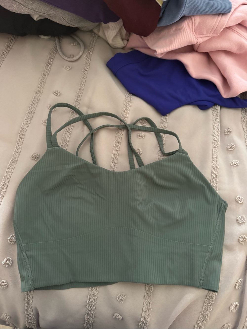 Lululemon sports bra